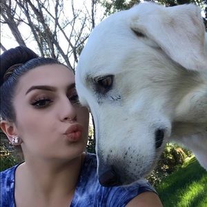 Meet your Posher, Lily